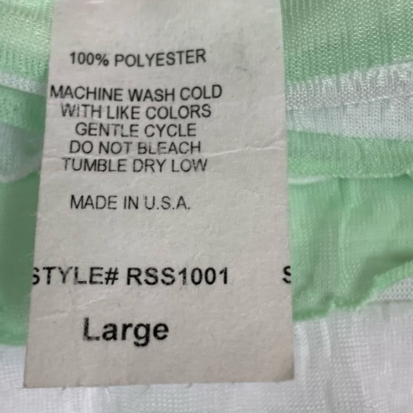 Exit green and white layered skirt Size large - Picture 4 of 4